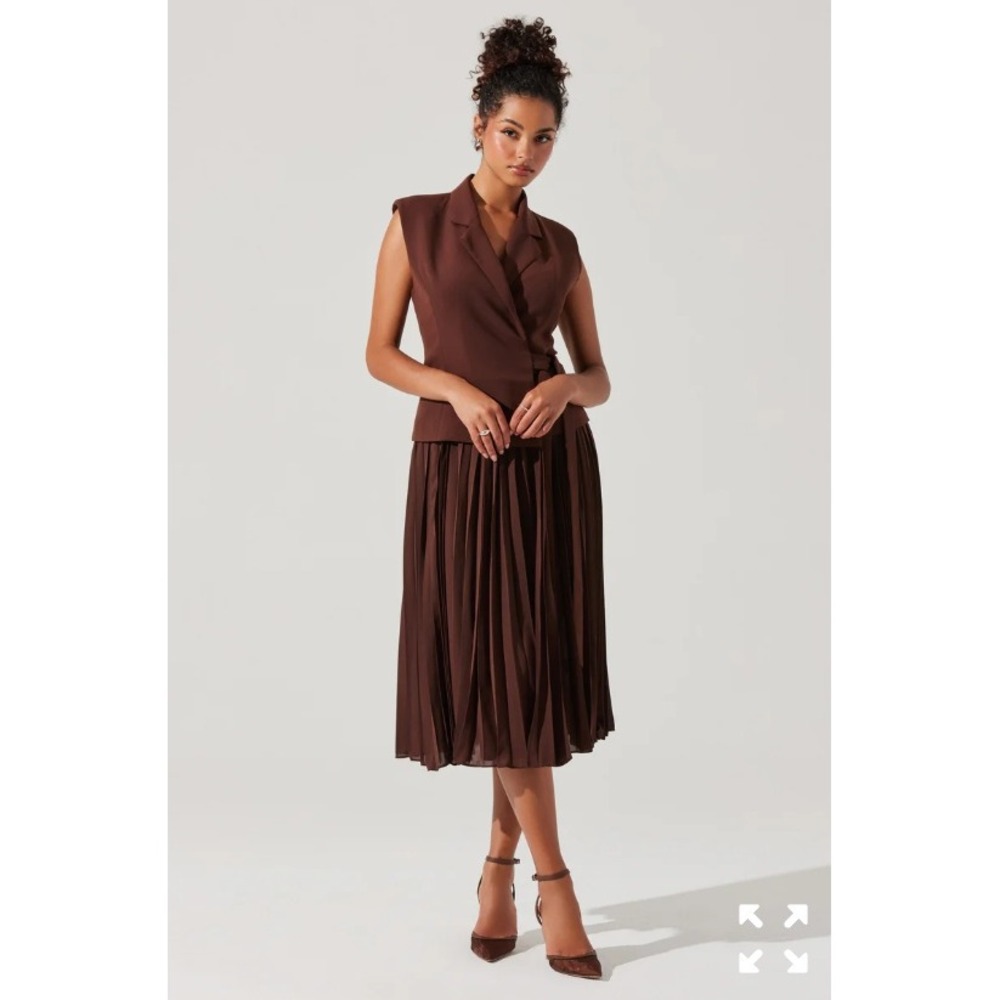 ASTR The Label Brown Sleeveless Blazer Pleated Midi Dress Sophisticated Brown L